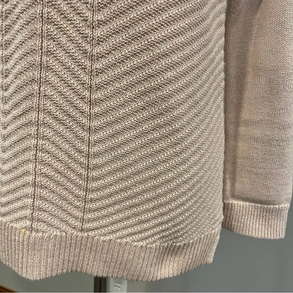 Chaps Women's V-Neck Sweater‎ in Light Pink with sparkles size small